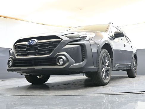 Certified 2025 Subaru Outback Onyx Edition AWD/4WD image 29