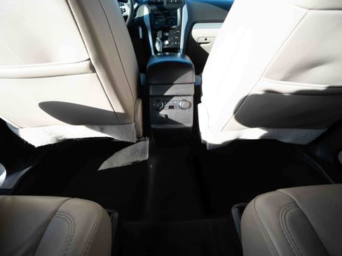 Used 2015 Ford Explorer XLT w/ Equipment Group 202A image 22