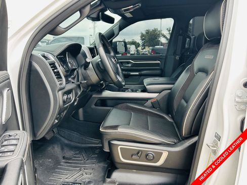 Used 2024 RAM 1500 Laramie AWD/4WD image 3