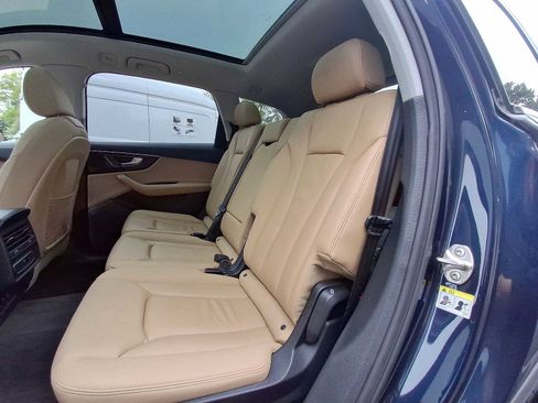 Certified 2023 Audi Q7 2.0T Premium Plus w/ Convenience Package AWD/4WD image 19