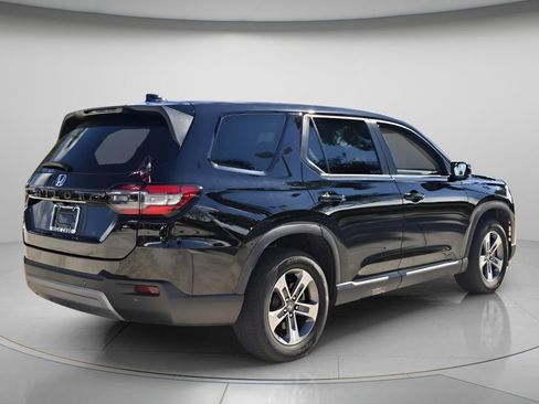 Used 2024 Honda Pilot EX-L image 7