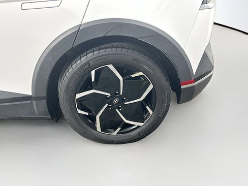 Used 2024 Hyundai Ioniq 5 SE image 11