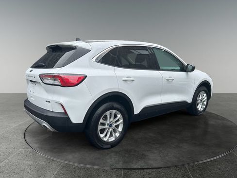 Used 2022 Ford Escape SE AWD/4WD image 9
