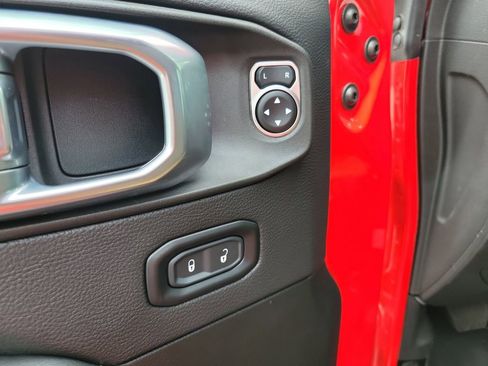 Used 2022 Jeep Wrangler Unlimited Sahara w/ Cold Weather Group image 21