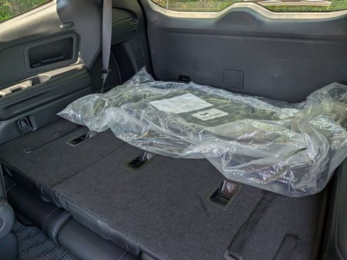 Certified 2026 Subaru Ascent Premium AWD/4WD image 20