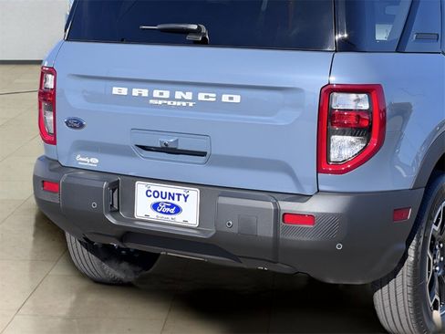 New 2025 Ford Bronco Sport Outer Banks w/ Outer Banks Tech Package+ image 43