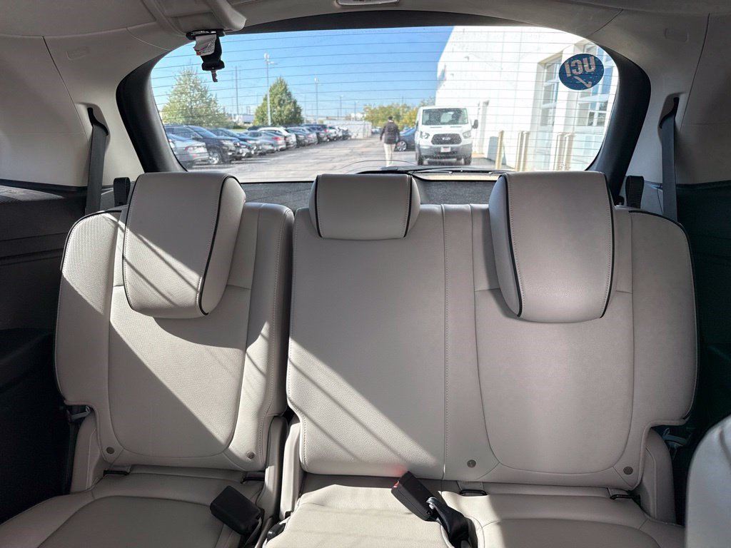 Certified 2026 Honda Odyssey Touring image 9
