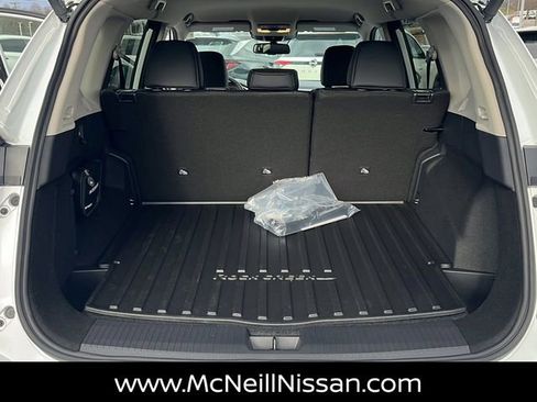 New 2026 Nissan Rogue SV image 29