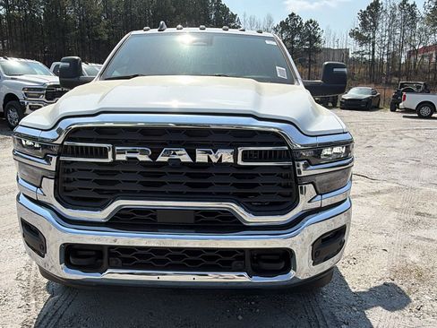 New 2026 RAM 2500 Tradesman AWD/4WD image 3