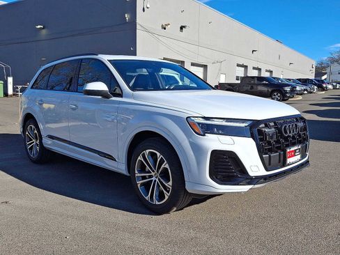 New 2026 Audi Q7 Premium image 10