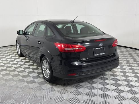 Used 2016 Ford Focus SE FWD image 5