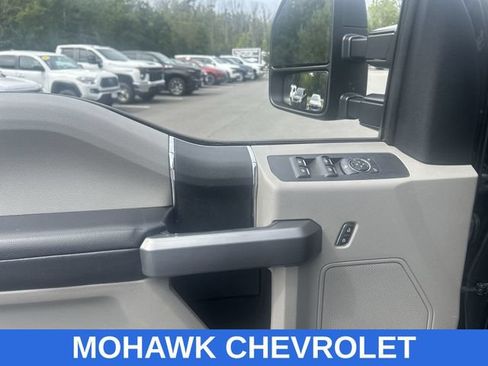 Used 2019 Ford F250 XLT w/ XLT Value Package AWD/4WD image 21