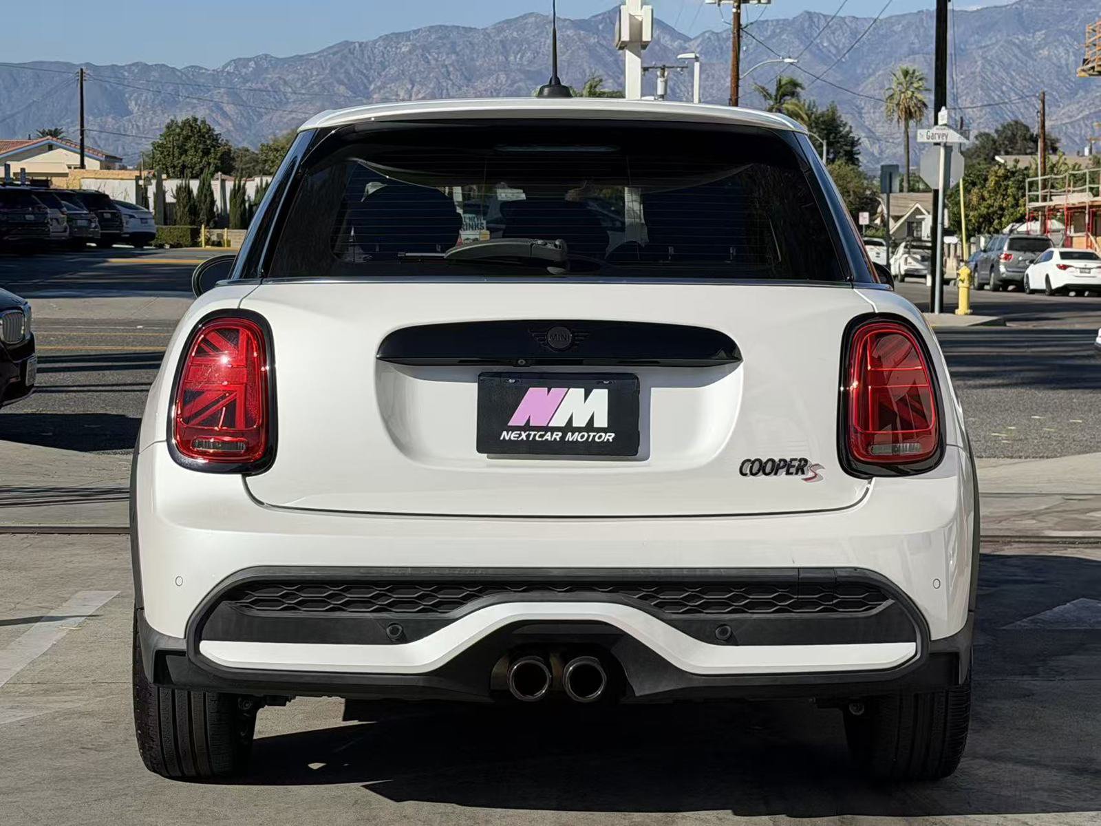 Used 2024 MINI Cooper S FWD image 6