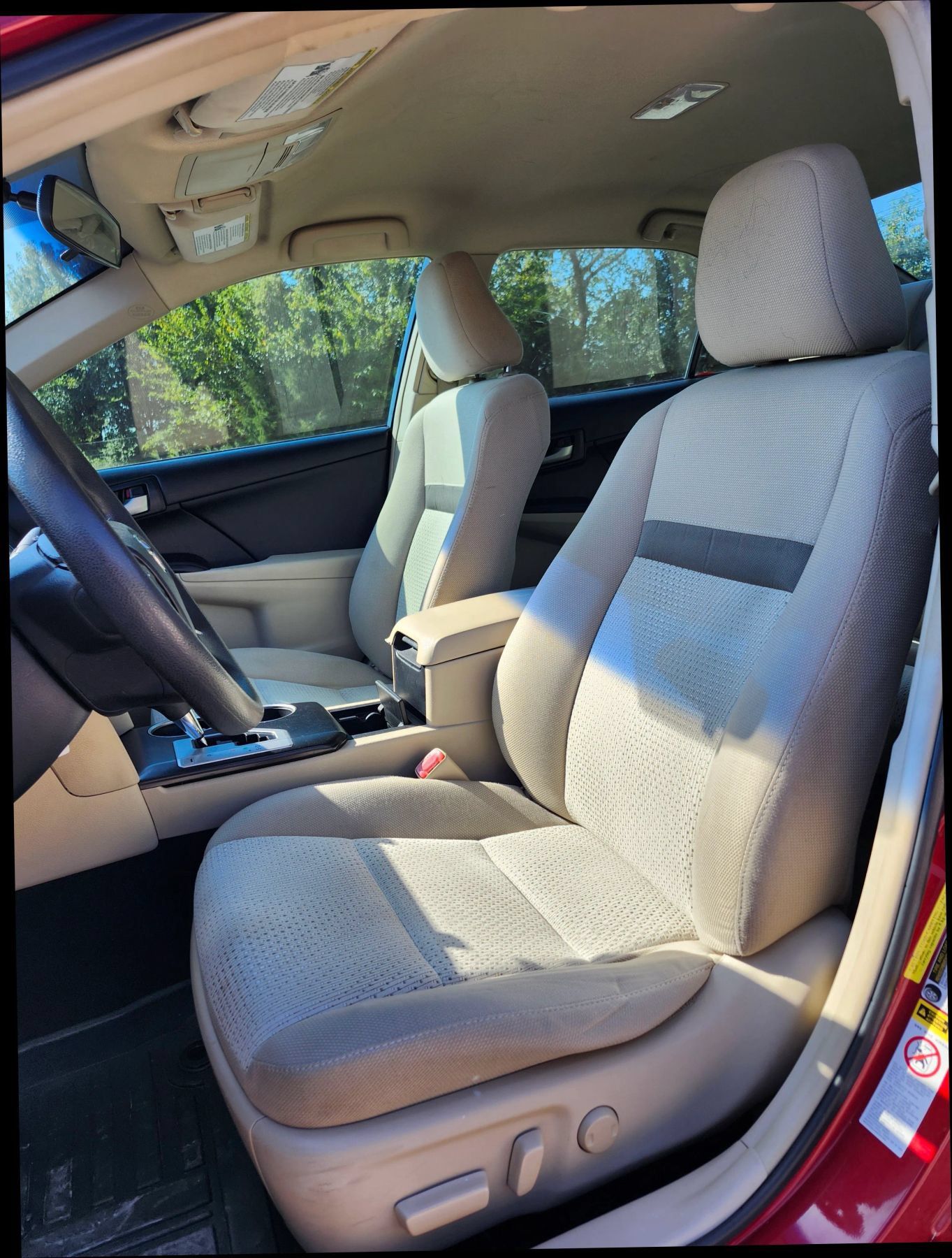 Used 2014 Toyota Camry LE FWD image 10