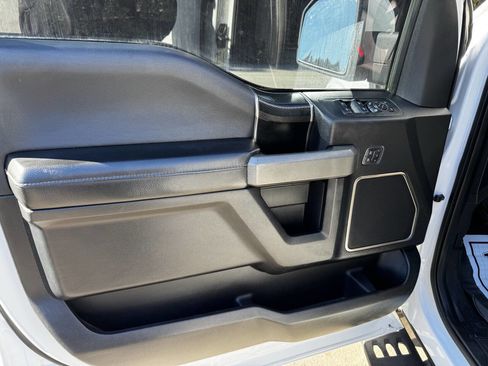 Used 2017 Ford F150 Raptor w/ Equipment Group 802A Luxury image 16