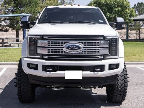 Used 2017 Ford F450 Platinum w/ Platinum Ultimate Package AWD/4WD image 11