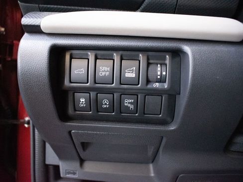 Used 2023 Subaru Forester Limited image 18