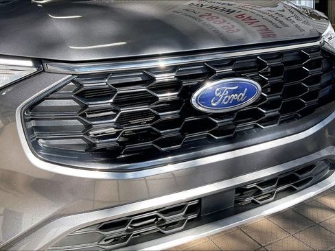 Used 2024 Ford Escape ST-Line w/ Cold Weather Package image 25