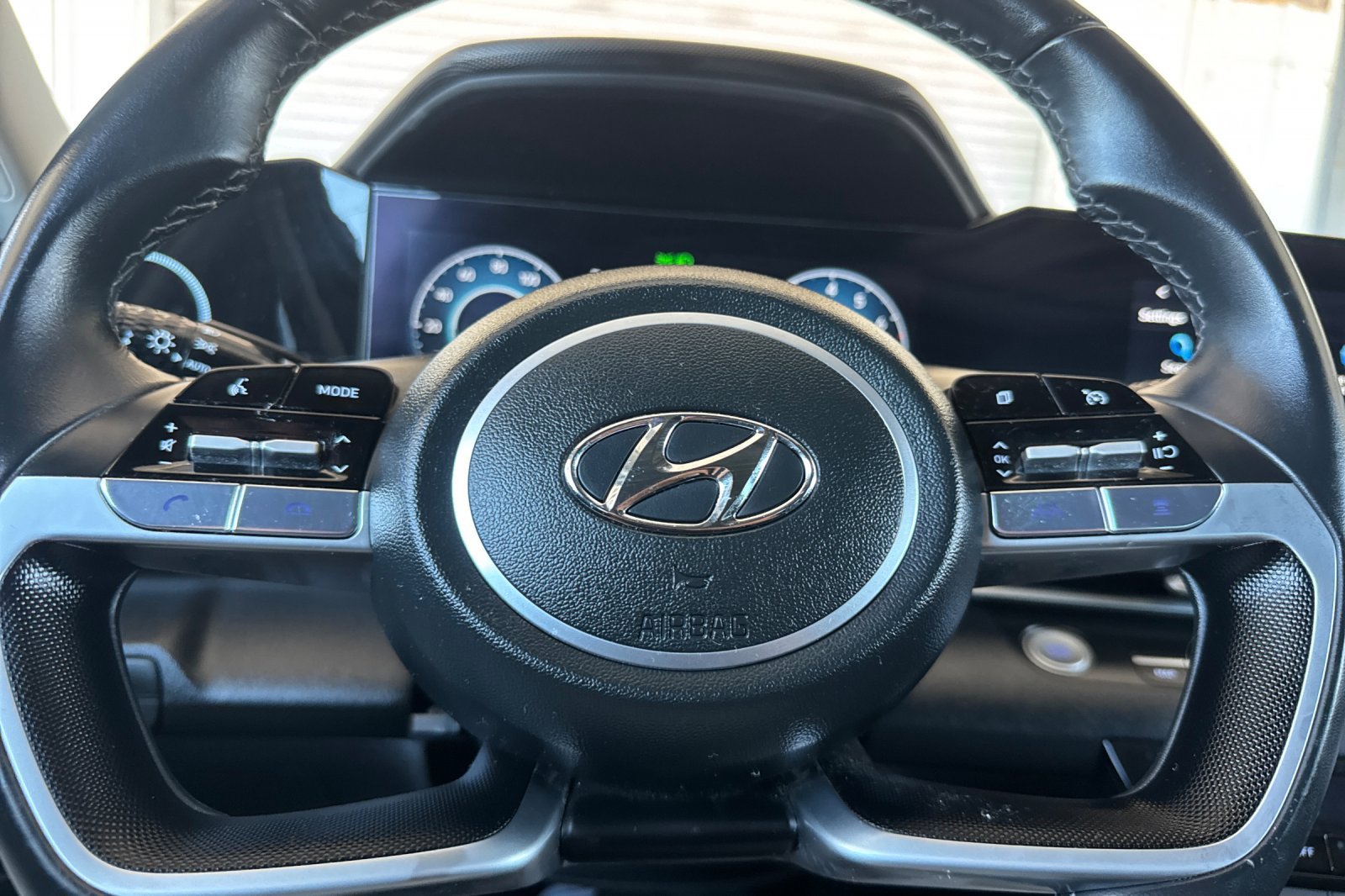 Used 2023 Hyundai Elantra SEL w/ Convenience Package FWD image 27