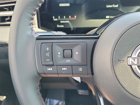 New 2026 Nissan Kicks SR w/ Cold Weather Package image 6