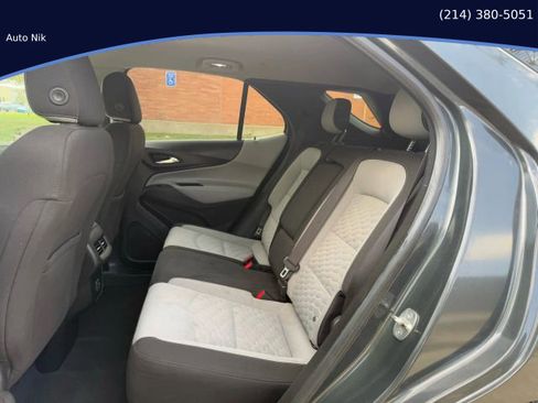 Used 2020 Chevrolet Equinox LT image 18