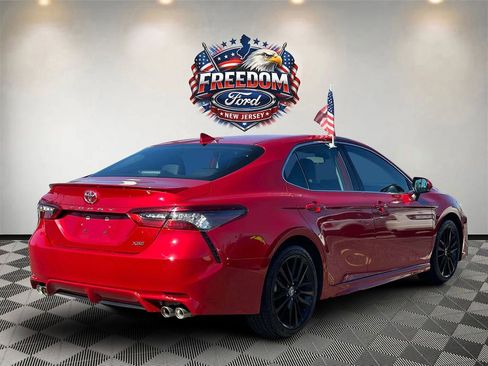 Used 2023 Toyota Camry XSE FWD image 4