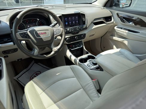Used 2020 GMC Terrain Denali w/ Denali Premium Package FWD image 25