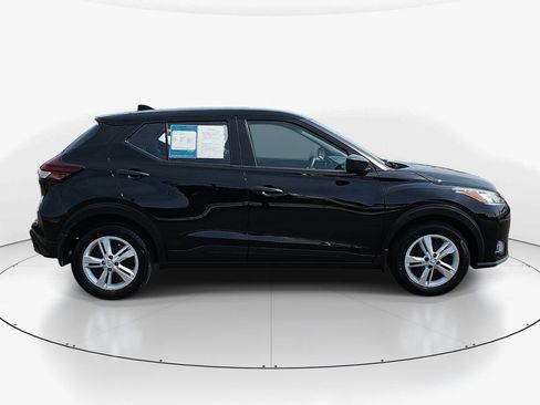 Used 2024 Nissan Kicks S FWD image 5