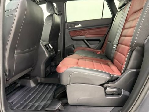 Used 2021 Volkswagen Atlas Cross Sport SEL Premium AWD/4WD image 17