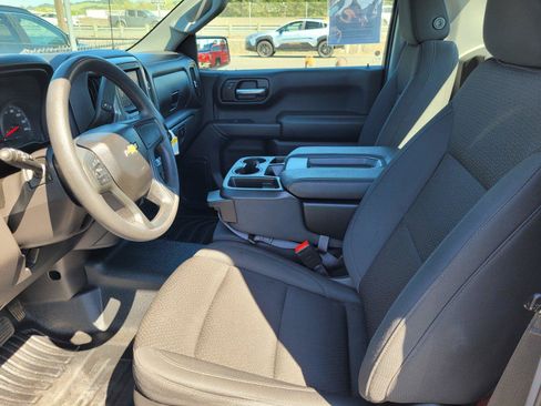 Used 2025 Chevrolet Silverado 1500 W/T RWD image 13