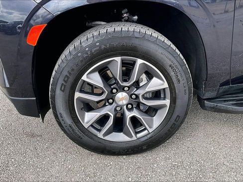 Used 2024 Chevrolet Tahoe LT w/ Luxury Package image 12