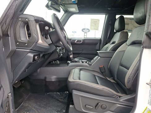 New 2025 Ford Bronco Outer Banks image 10