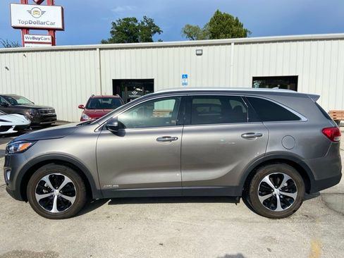 Used 2016 Kia Sorento EX AWD/4WD image 2