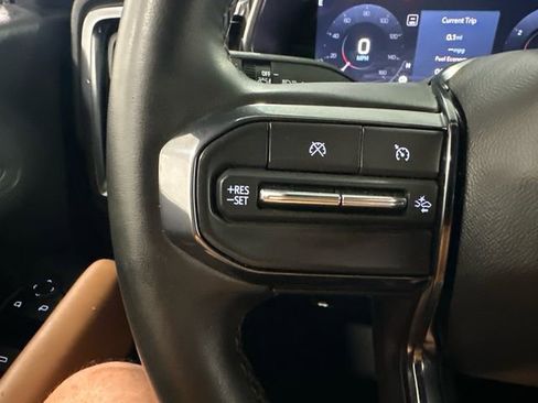 Used 2024 GMC Canyon AT4 w/ Canyon Safety Plus Package AWD/4WD image 20
