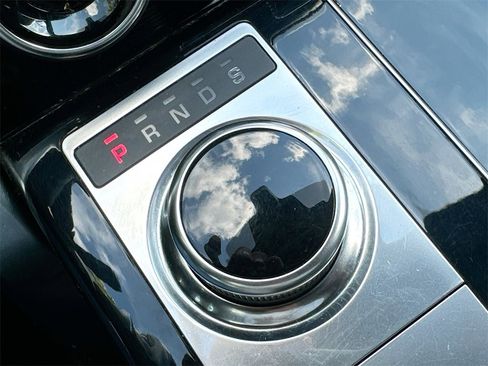 Used 2021 Land Rover Range Rover Long Wheelbase Autobiography image 18