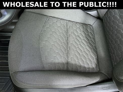 Used 2019 Chevrolet Equinox LT image 20