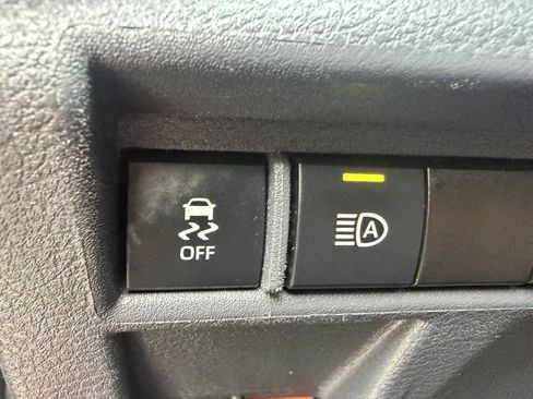 Used 2022 Toyota Sienna LE FWD image 30