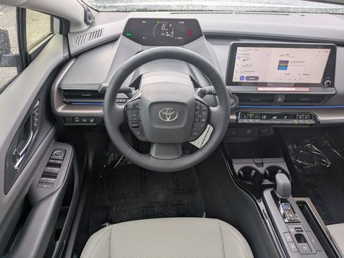 New 2024 Toyota Corolla LE FWD image 15