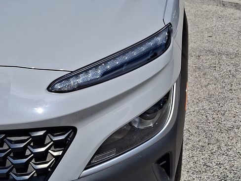Certified 2023 Hyundai Kona SEL AWD/4WD image 9