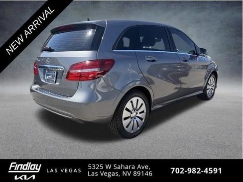 Used 2017 Mercedes-Benz B 250e image 5