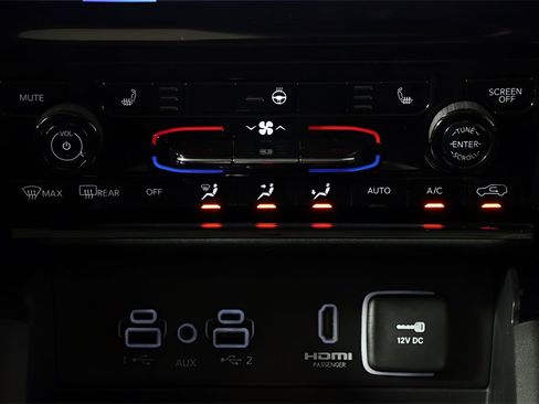 Used 2022 Jeep Grand Cherokee Limited 4xe image 40