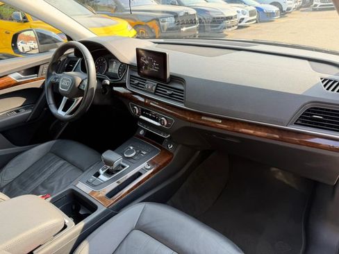 Used 2018 Audi Q5 2.0T Premium AWD/4WD image 28