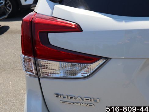 Used 2023 Subaru Forester Premium AWD/4WD image 32