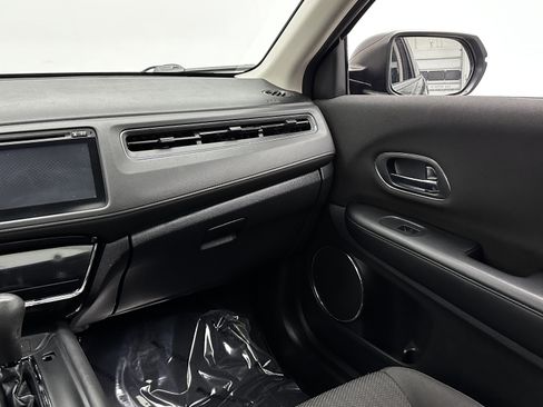 Used 2017 Honda HR-V EX image 29