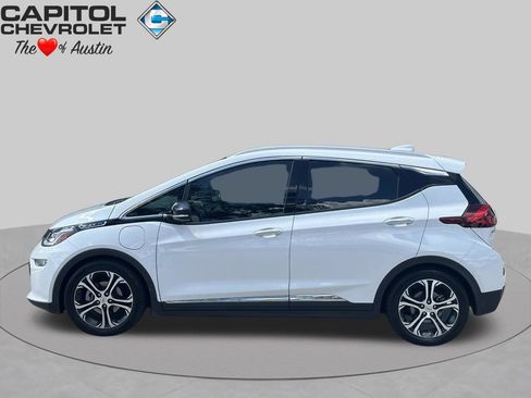 Used 2020 Chevrolet Bolt Premier w/ Infotainment Package FWD image 1