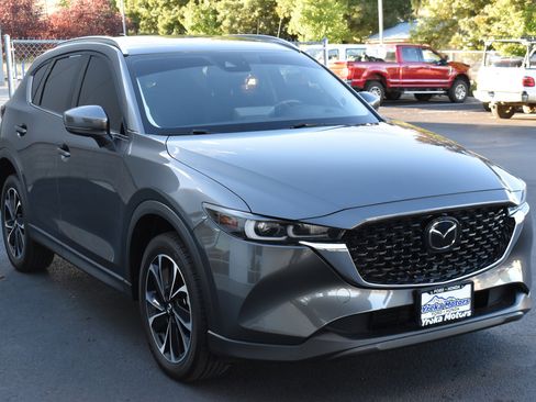 Used 2022 MAZDA CX-5 AWD 2.5 S w/ Premium Plus Pkg image 4
