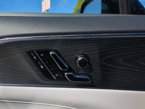 Certified 2024 Cadillac Lyriq Luxury image 18