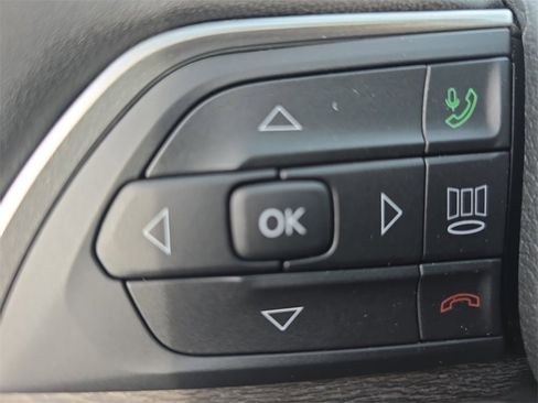 New 2025 Jeep Grand Cherokee Limited image 17