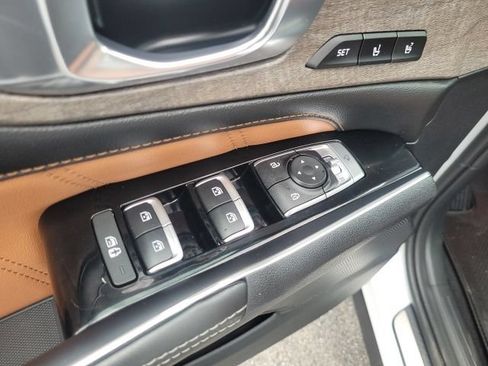 Certified 2023 Kia Sorento SX Prestige AWD/4WD image 13