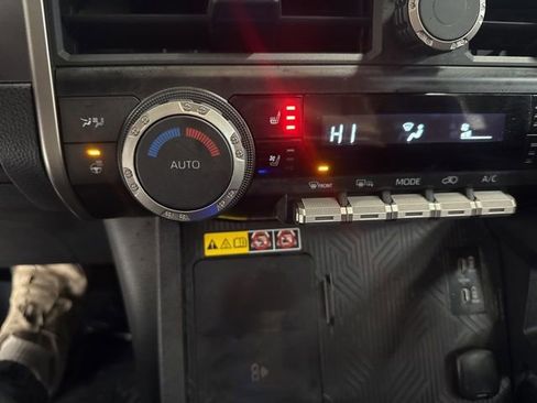 Used 2025 Toyota 4Runner TRD Off-Road Premium image 47